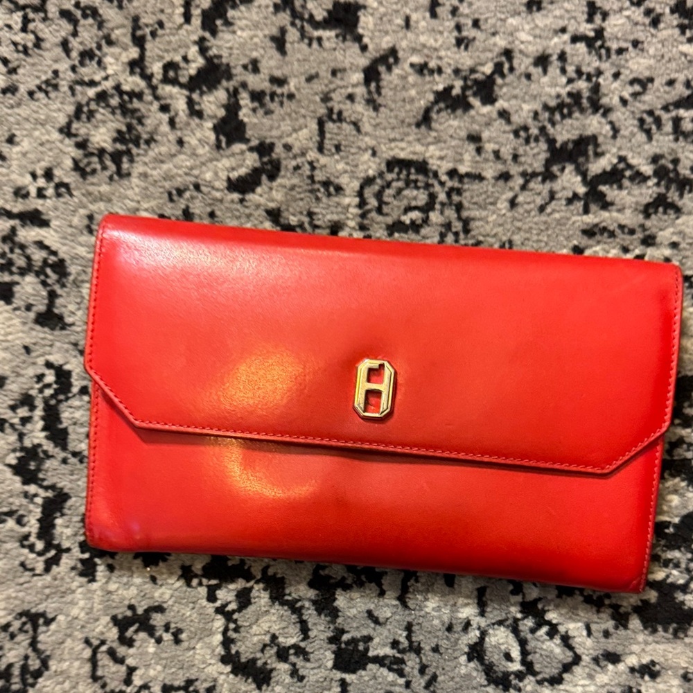 Red Leather Women's wallet Fred Hayman Beverly Hills